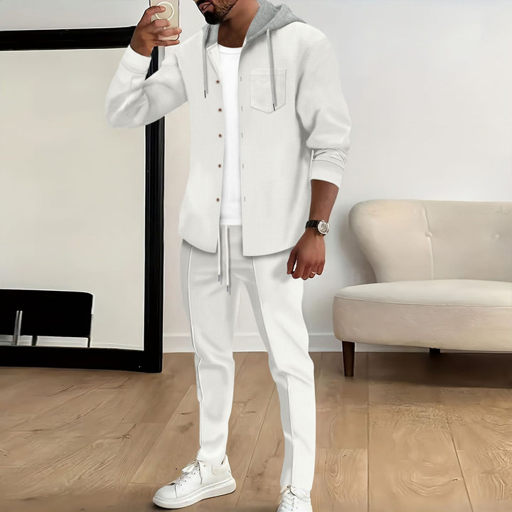 Leisure suit for men with button-up top and casual hood Lune London
