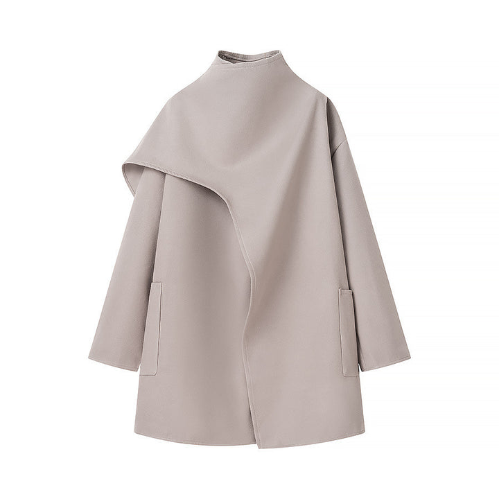 Manteau élégant pour femmes avec coupe asymétrique et poches pratiques Chic & Stil