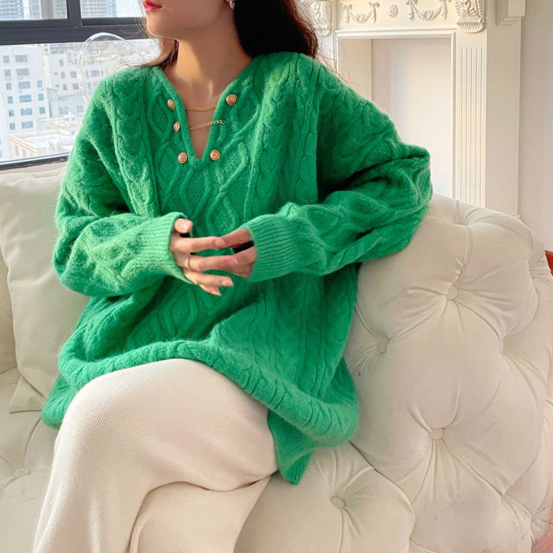 Pull ample en tricot pour dames avec détails en boutons et motif en maille torsadée Chic & Stil