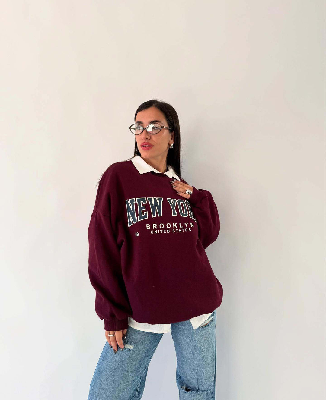 Women casual sweatshirt with creative New York print and oversized fit Lune London
