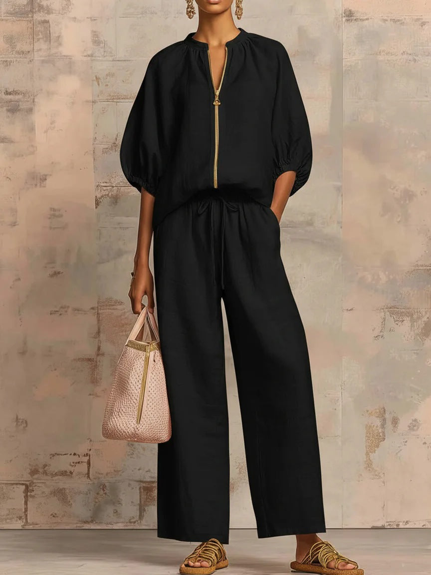 Ladies Airy Two-Piece with Modern Collar and Zipper Lune London
