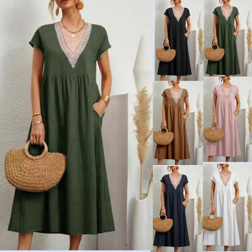 Robe maxi femme avec un élégant décolleté en V et des poches latérales Chic & Stil