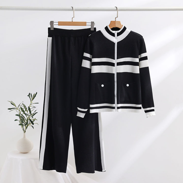 Knitted sports leisure set for women with ribbed design and practical pockets Lune London