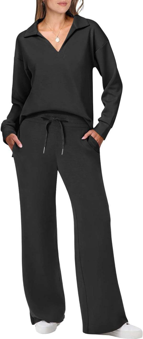 Casual lounge set for women with loose fit and comfortable V neck Lune London