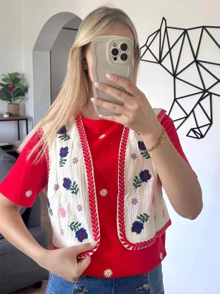 Women's Embroidered Short Waistcoat in Boho Chic with Floral Appliqués Amarae