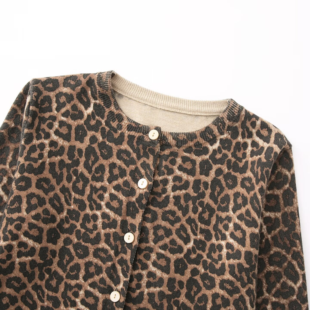 Ladies fine knit cardigan with leopard print, round neck and continuous button placket Amarae