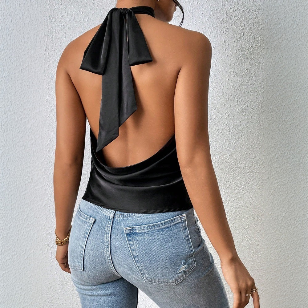 Haut halter élégant pour femmes avec finition soyeuse Chic & Stil