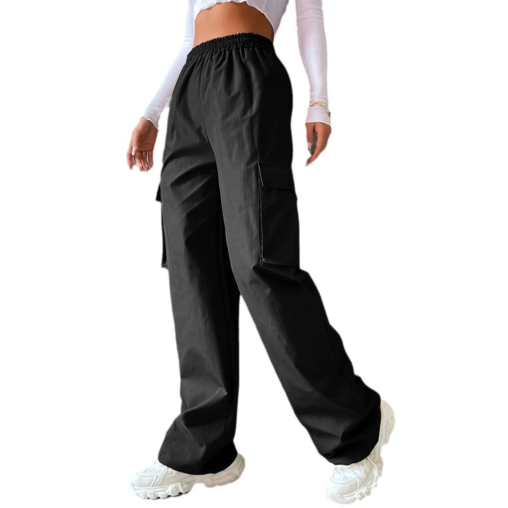 Women's cargo pants with a flattering fit and practical pockets Chic & Stil