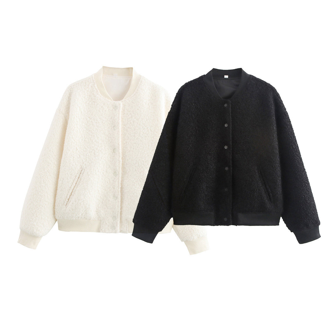 Oversized fleece jacket for women with button closure and side pockets Lune London