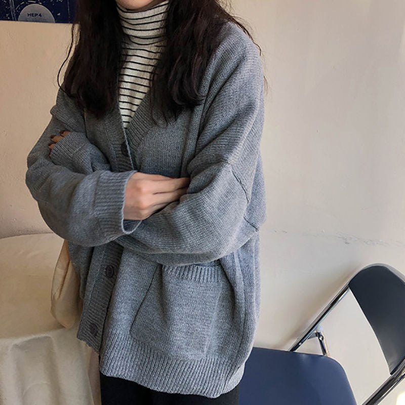Cardigan confortable pour femmes avec une coupe décontractée et des épaules basses Chic & Stil