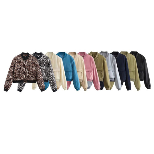 Trendy utility jacket for women with practical pockets and elegant cut Amarae