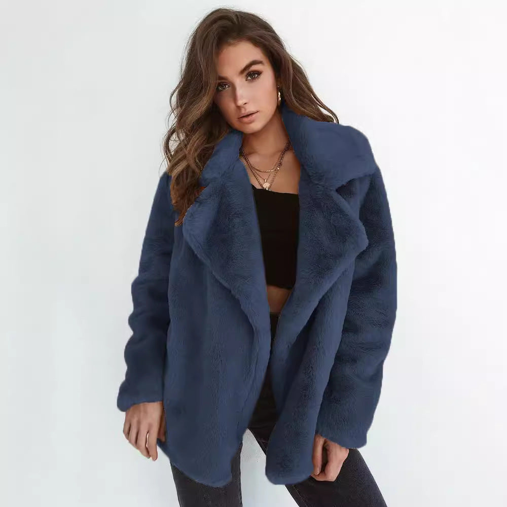 Fleece coat for women with large collar and trendy cut Lune London