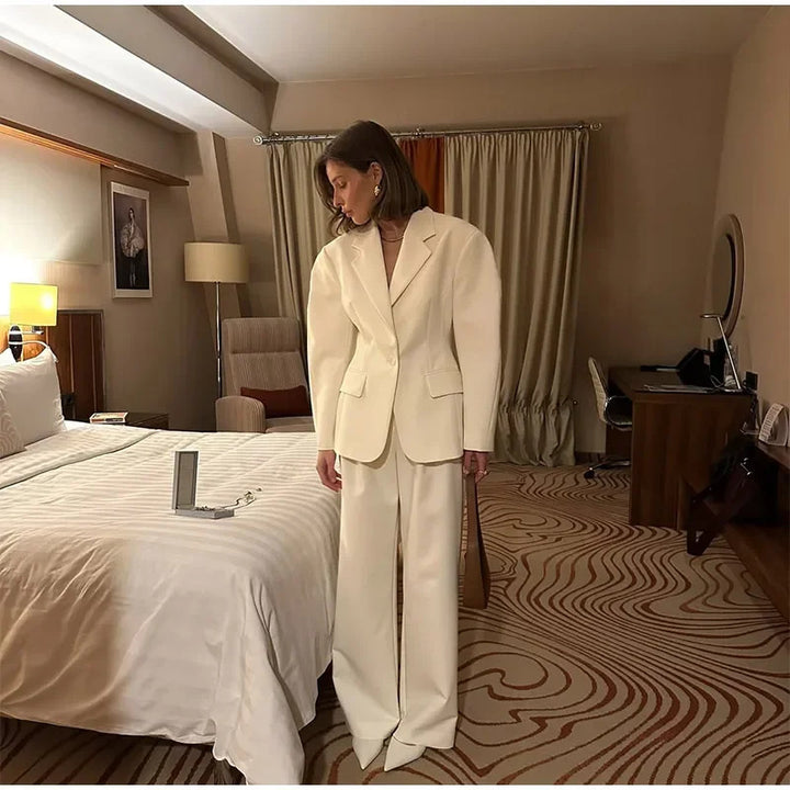 Lune London oversized blazer for women with a minimalist design