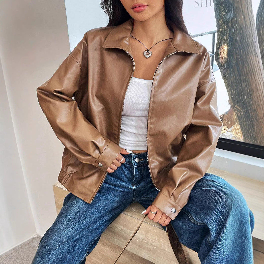 Trendy faux leather jacket for women with modern design featuring a casual zipper Lune London