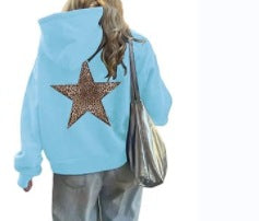Women’s Hoodie with Eye-Catching Leopard Star Design Chic & Stil