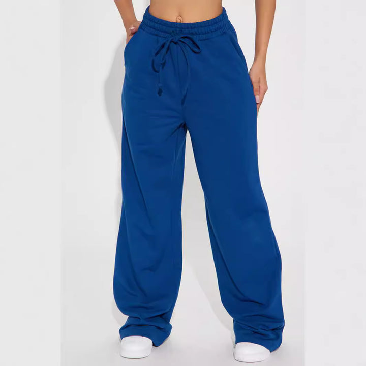 Women's wide sweatpants with elastic waistband and drawstring Chic & Stil