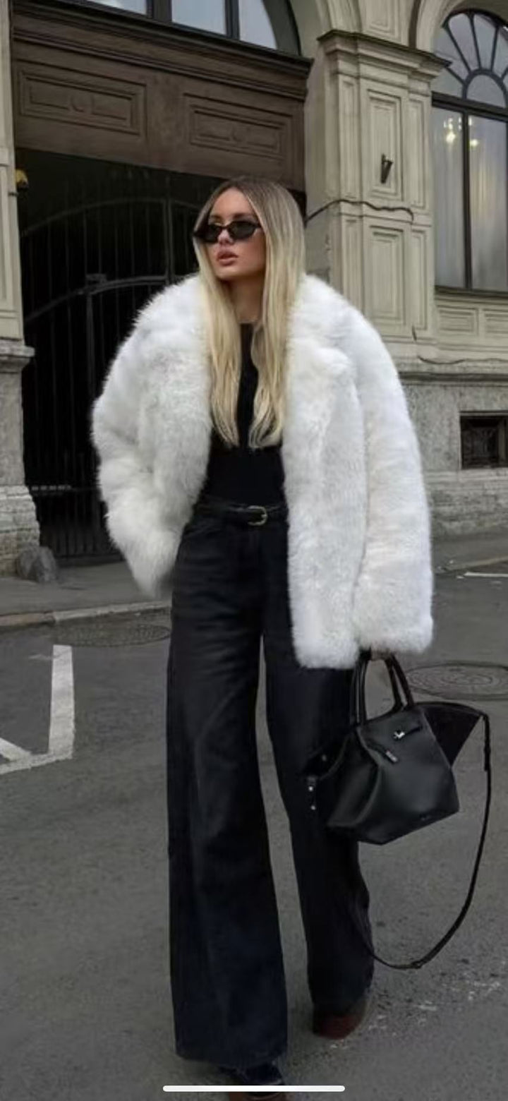 Women Elegant Oversized Faux Fur Coat with Wide Sleeves Lune London