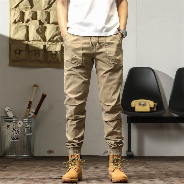 Comfortable cargo pants for men with elastic waist and multifunctional pockets Lune London