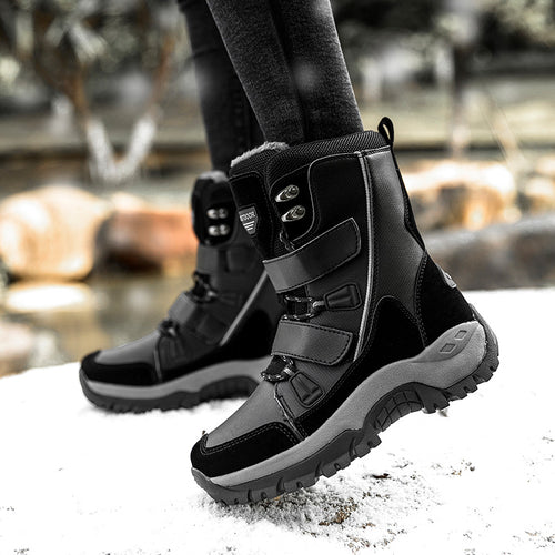 Multifunctional winter boots for women with non-slip sole and insulating inner lining Amarae