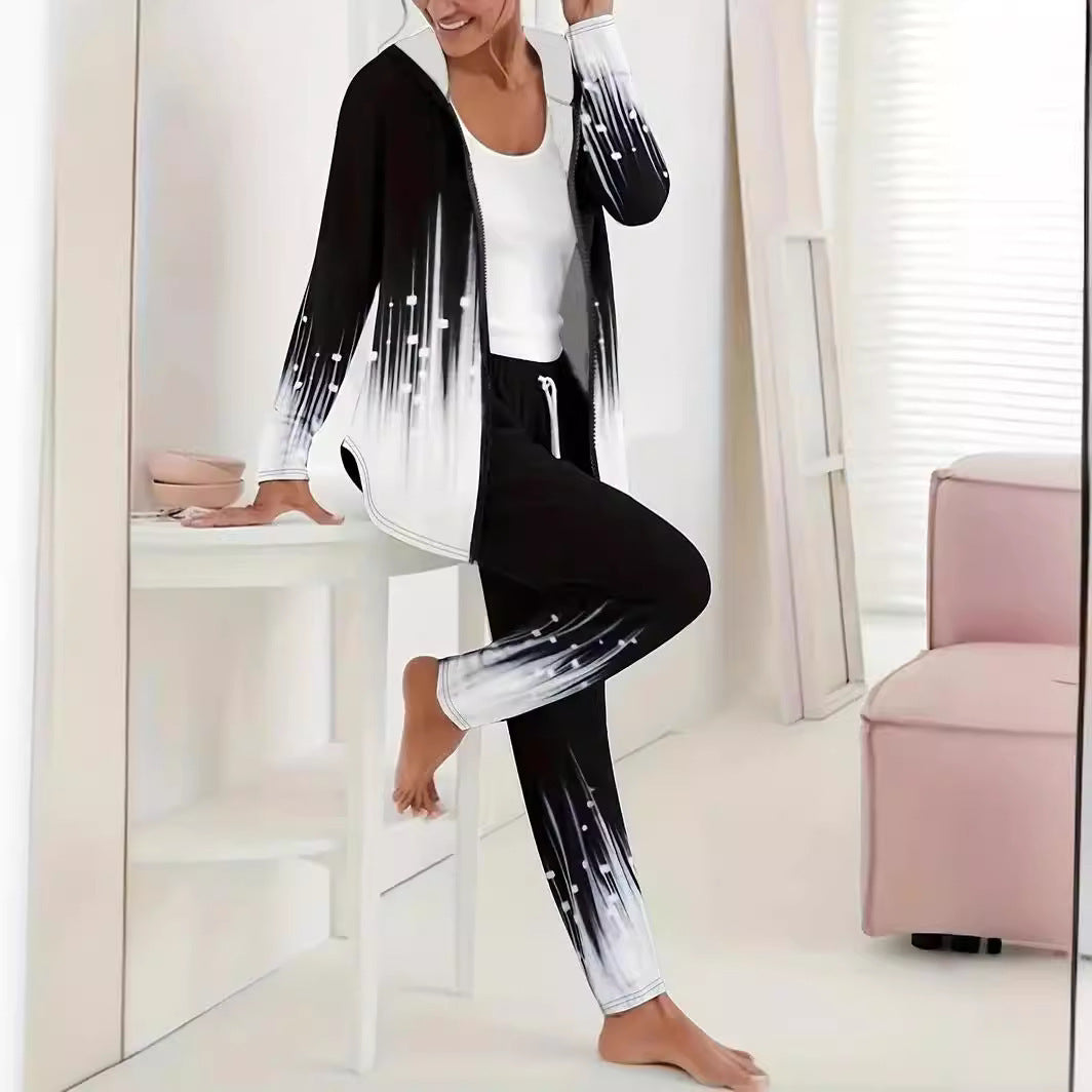 Lune London women's sports leisure set with modern gradient color details