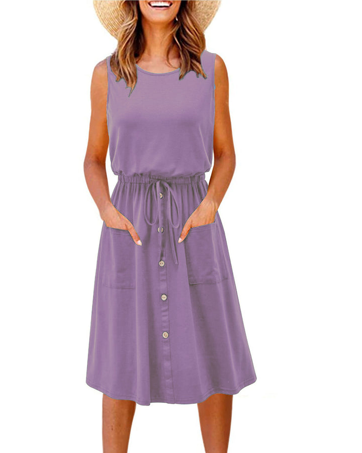 Elegant casual dress for women with button detail and practical pockets Lune London