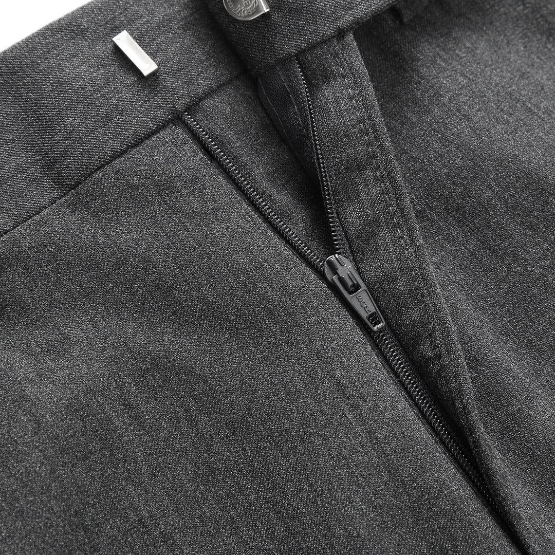 Elegant slim-fit suit pants for men with fine texture Lune London