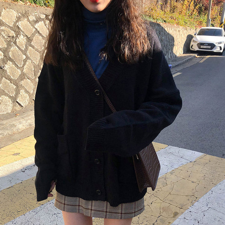 Cardigan en maille décontracté pour femme avec détails de boutons décoratifs et coupe oversized Chic & Stil