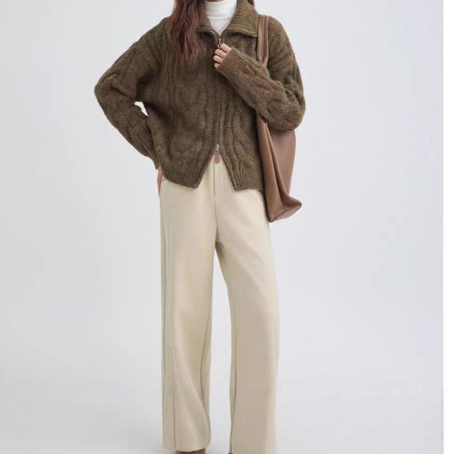Pull en tricot épais pour femmes avec col montant et zip décoratif Chic & Stil