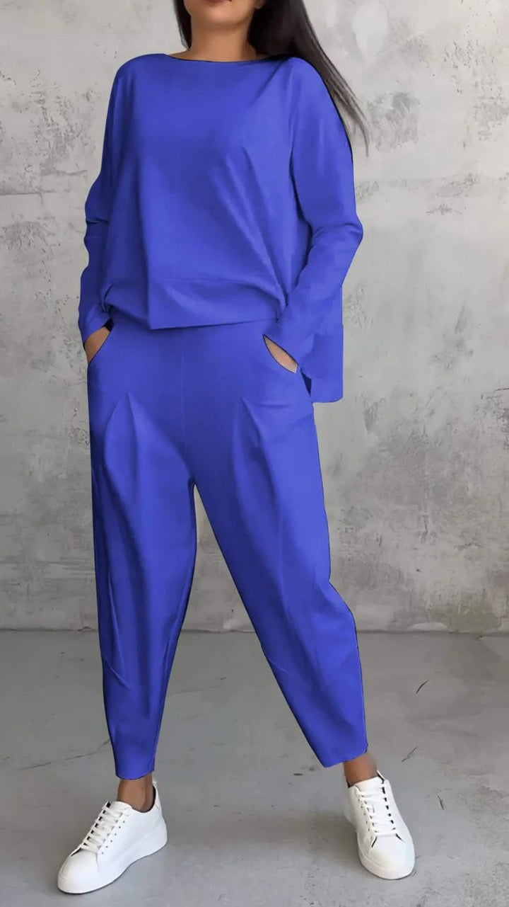 Elegant casual jacket for ladies with a sleek cut and practical pockets Lune London
