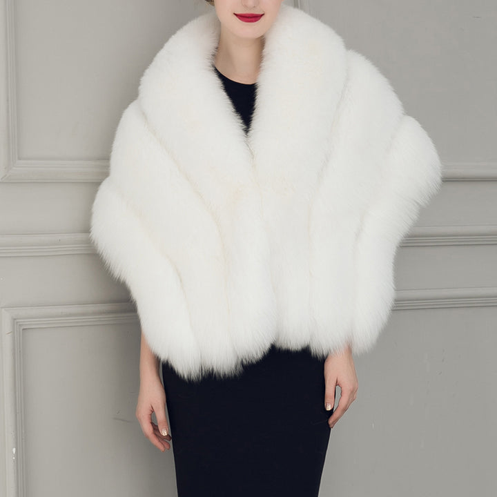 Ladies luxurious elegant faux fur cape Lune London