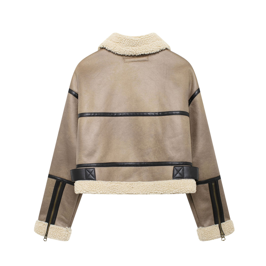 Elegant women's transitional jacket in high-quality faux leather with a faux fur collar and practical pockets Lune London