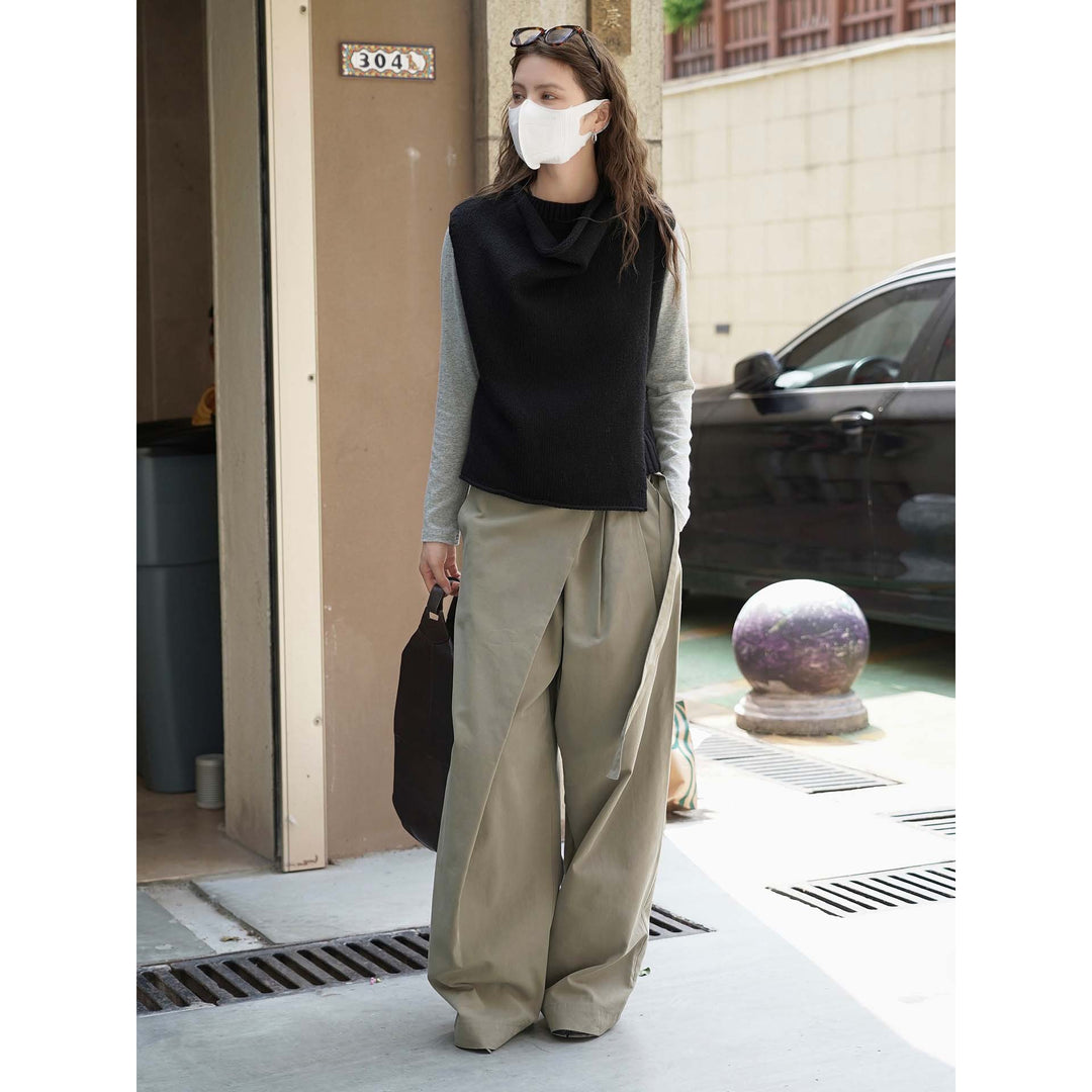Women's Sleeveless Knitted Vest with Draped Turtleneck and Asymmetric Hem Amarae
