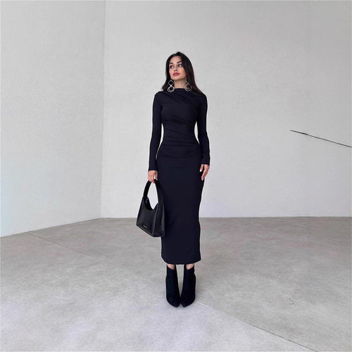 Robe ajustée à manches longues pour femmes avec fronces et design élégant Chic & Stil
