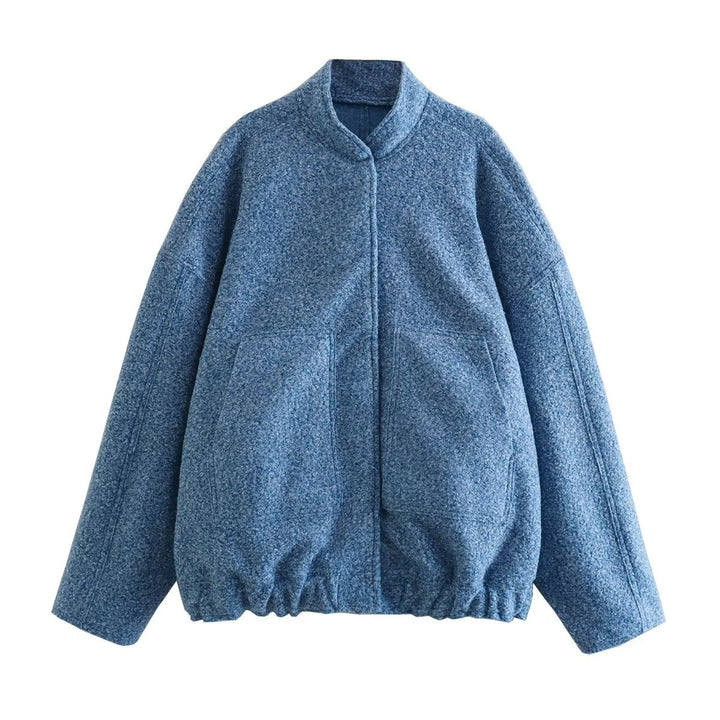 Ladies oversized fluffy coat with practical pockets and an elegant high collar Lune London