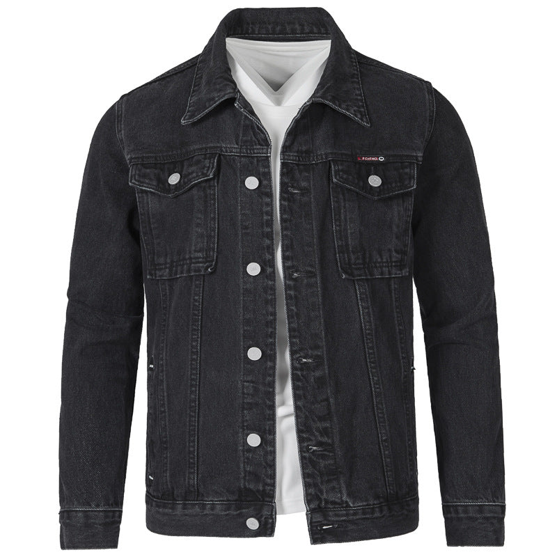 Men's denim jacket with modern Slim-Fit design, practical pockets, and sturdy rivets Lune London