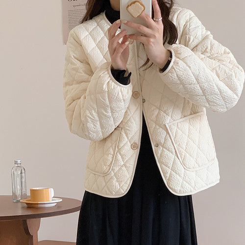 Ladies down jacket with practical button closure and side pockets Amarae