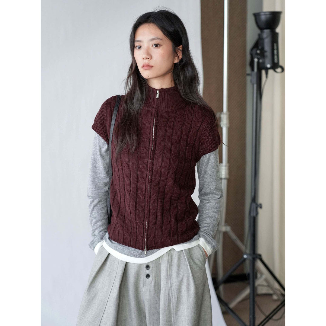 Women Short Cable Knit Zip Vest with Stand-Up Collar and Layering Silhouette Amarae