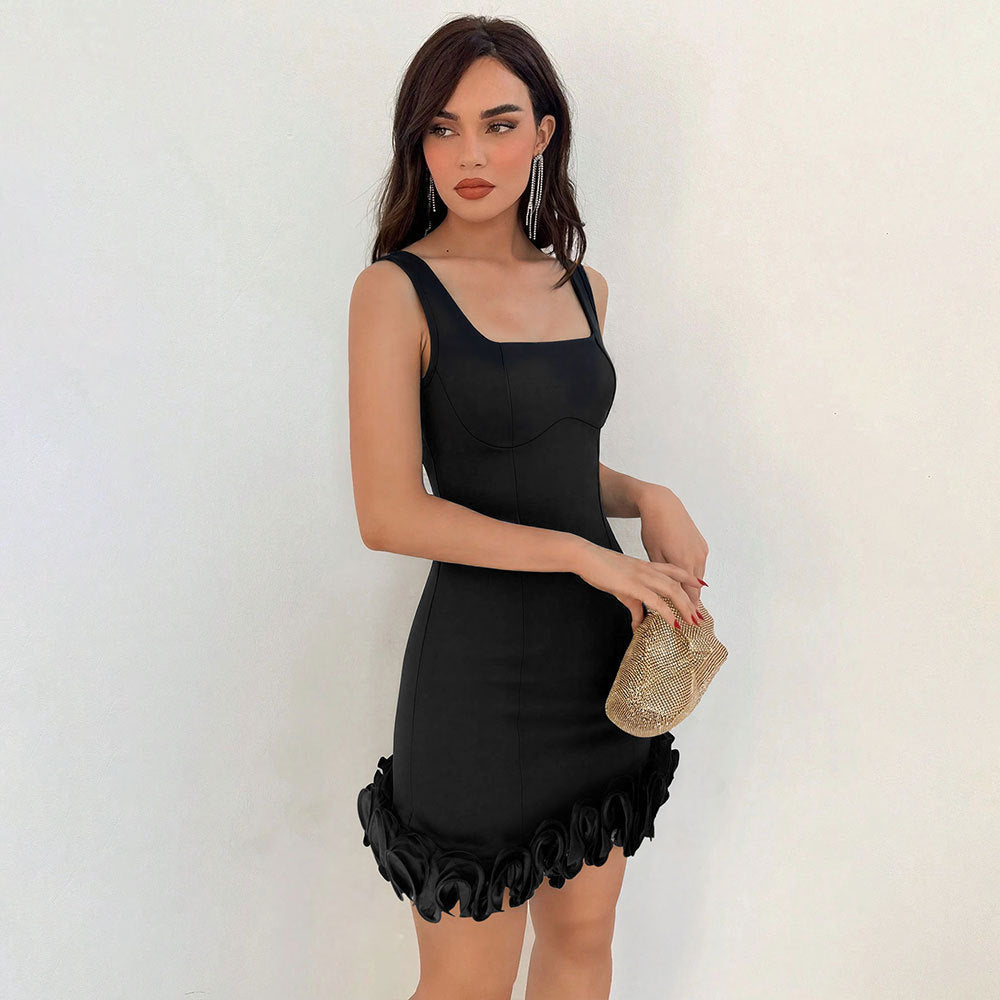 Robe de cocktail ajustée pour femmes avec une décoration de volants élégante Chic & Stil