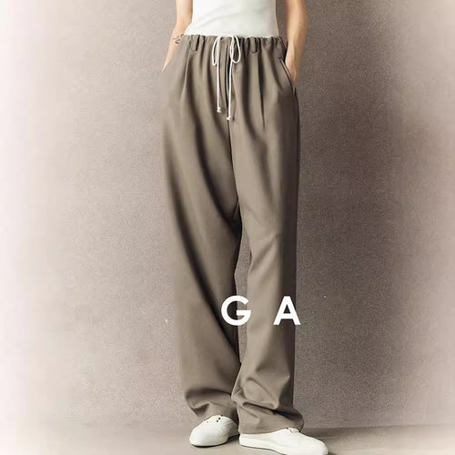 Pantalons chino pour femmes confortables et à coupe large avec ceinture ajustable Chic & Stil