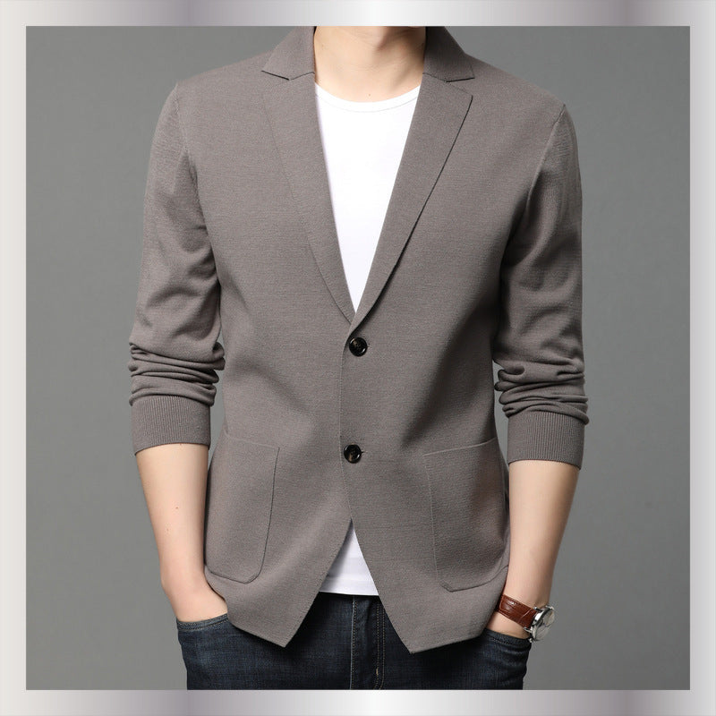Men's knit blazer with stylish button details and practical pockets Lune London