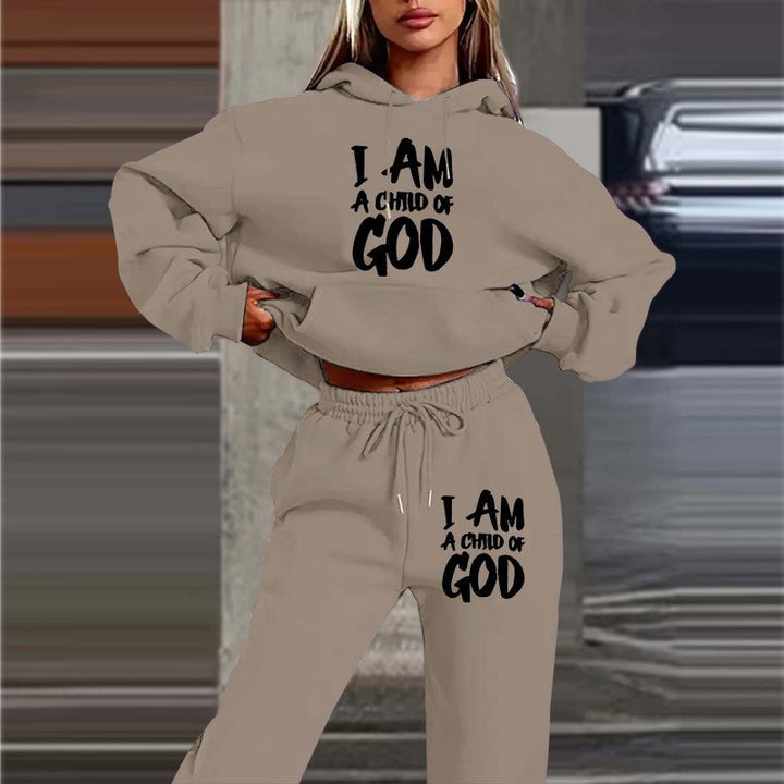 Women's hoodie sweatshirt with urban lettering and comfortable pants Chic & Stil