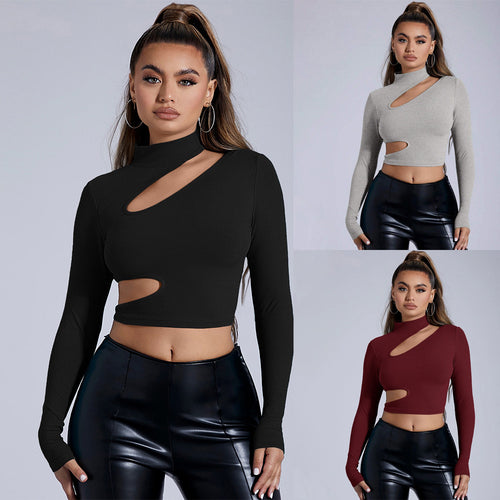 Haut court à manches longues ajusté pour femmes avec découpe asymétrique Chic & Stil