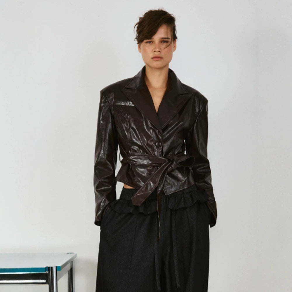Women’s short blazer in patent leather look with waist belt and flowing lapel Amarae