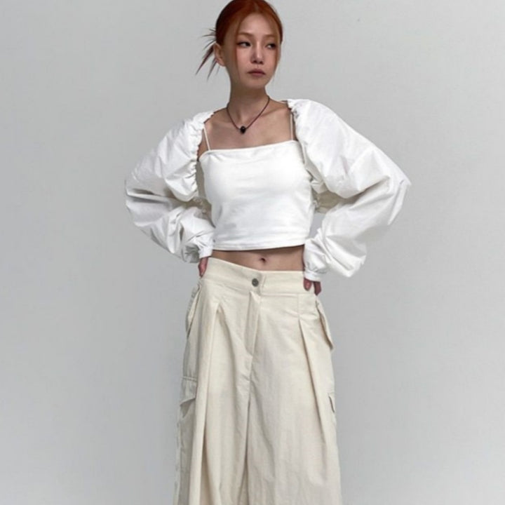 Blouse pour femmes à manches longues courte avec volants Chic & Stil