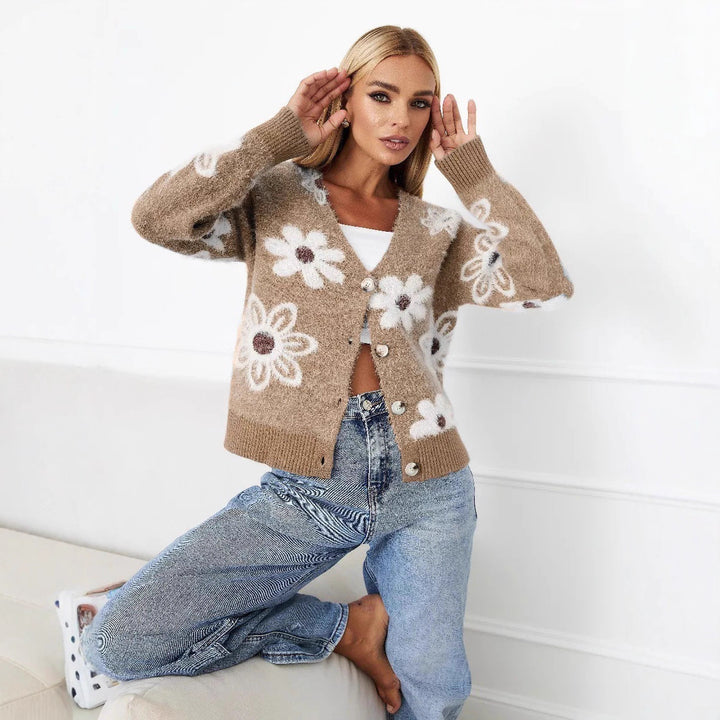 Cardigan femme avec design florale et détails de boutons Chic & Stil