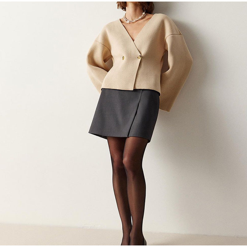Women's cardigan wrap look with deep V-neck and bell sleeves Amarae