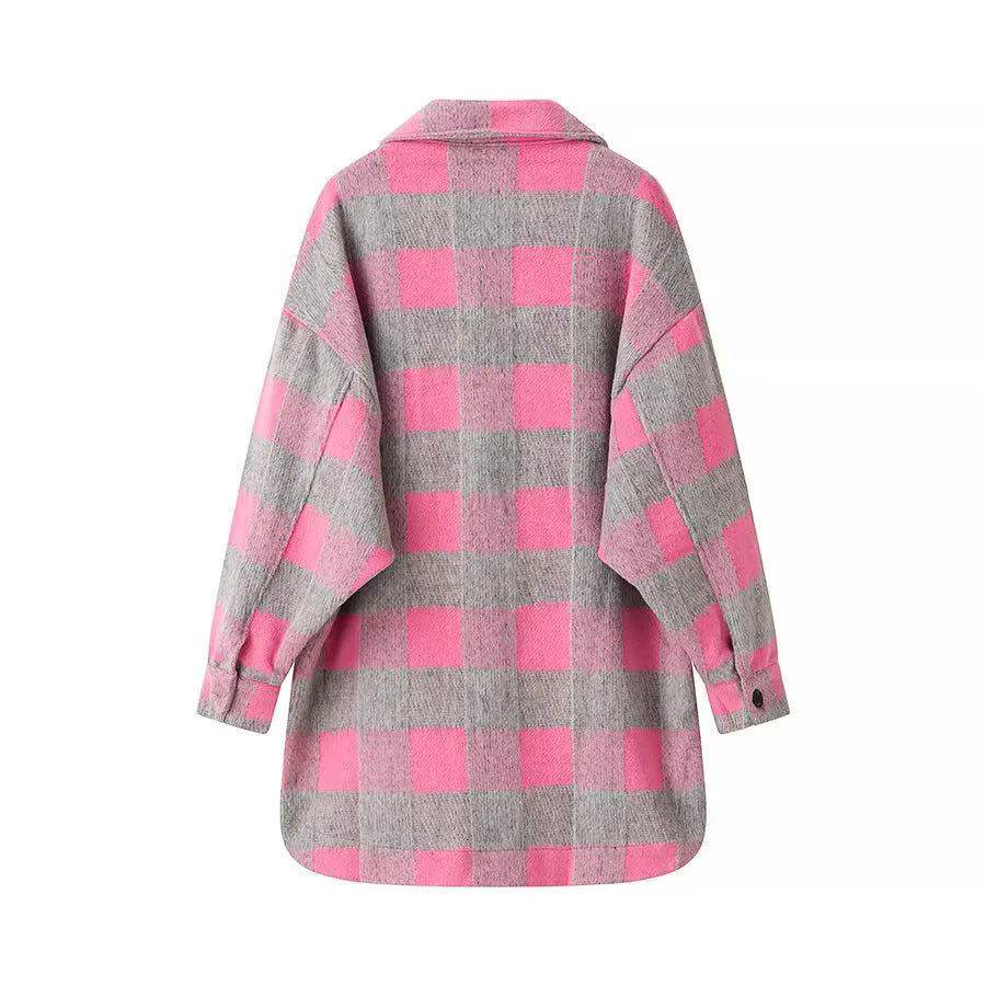 Ladies trendy checked jacket with comfortable buttons and practical pockets Lune London
