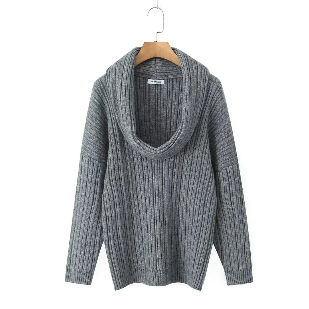 Women's sweater with wide turtleneck and structured ribbed design Lune London