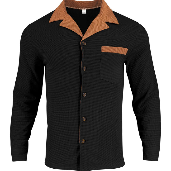 Luxury shirt for men with structured design featuring a contrast collar and practical chest pocket Lune London