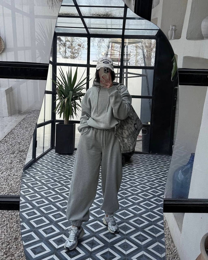 Women's Relaxed Oversized Jogging Suit Amarae